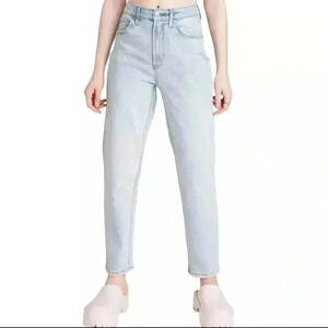 Wild Fable Super-High Rise Tapered Jeans - Ultra Light Wash, Size 6 / 28" Inseam